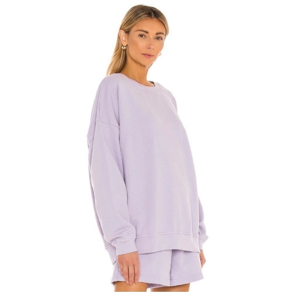 NWOT Revolve Sixthreeseven Lavender Oversized Crew pullover top size Medium